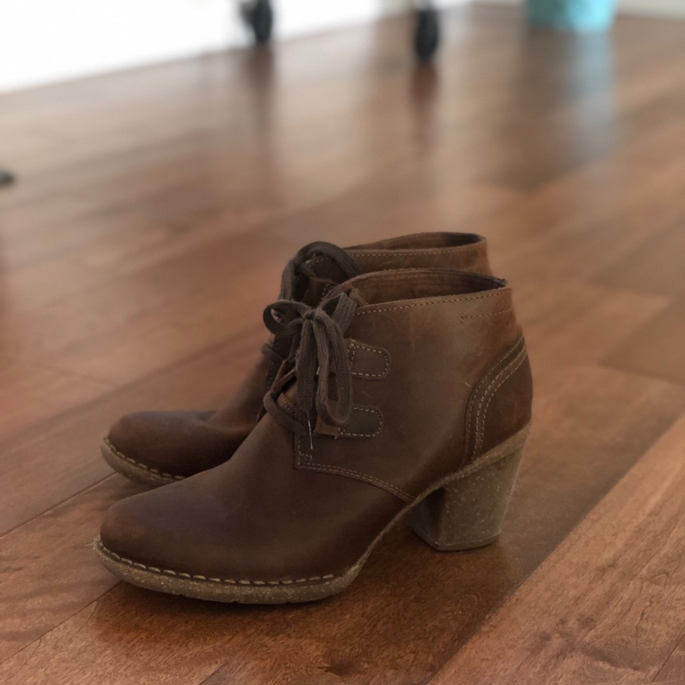 Clarks brown leather booties-BRAND NEW